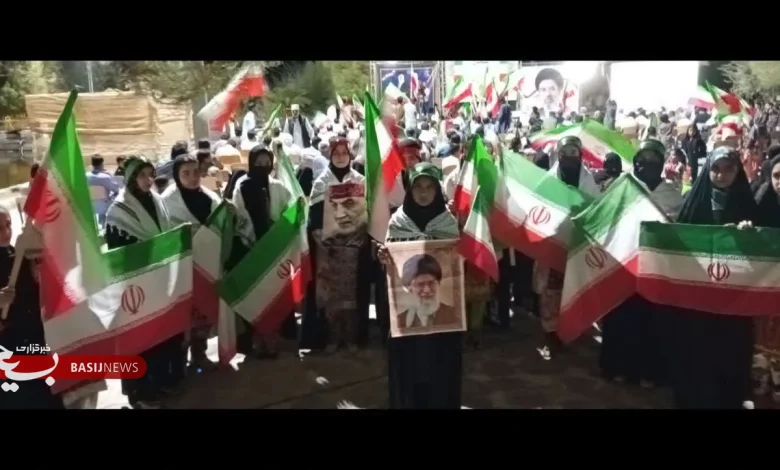تجمع دختران بسیجی و همیشه در صحنه حوزه خواهران مائده تفتان به مناسبت هفته دفاع