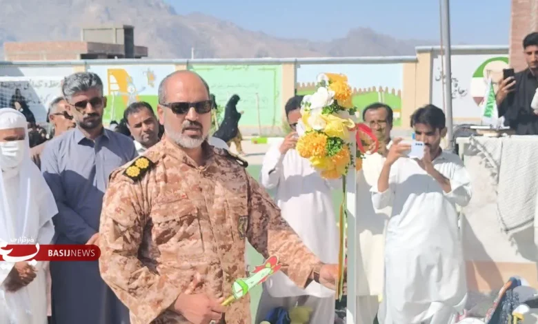 زنگ ایثار همزمان با هفته دفاع مقدس در مدارس شهرستان فنوج نواخته شد زنگ ایثار همزمان با هفته دفاع مقدس در مدارس شهرستان فنوج نواخته شد