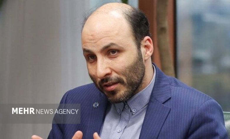 ایران از نظر جغرافیایی محاصرهناپذیر است؛ نباید منفعل باشیم ایران از نظر جغرافیایی محاصرهناپذیر است؛ نباید منفعل باشیم