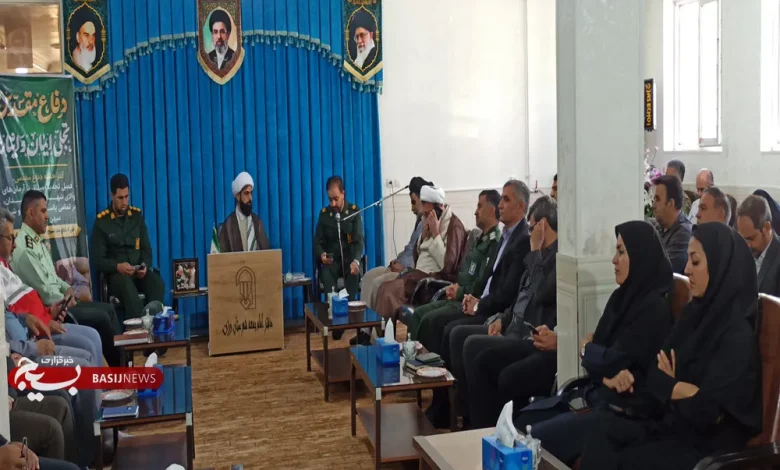دیدار پاسداران و مسئولان شهرستان رزن با امام جمعه شهرستان+تصاویر دیدار پاسداران و مسئولان شهرستان رزن با امام جمعه شهرستان+تصاویر