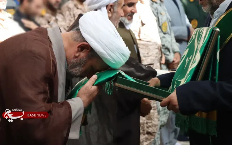 ارادت قرارگاه تاکتیکی تیپ ۳۲ انصارالحسین(ع) همدان به بانوی کرامت ارادت قرارگاه تاکتیکی تیپ ۳۲ انصارالحسین(ع) همدان به بانوی کرامت