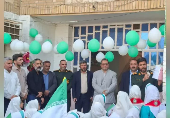 آموزش و پرورش یکی از ارکان اصلی تربیت نسل آینده است آموزش و پرورش یکی از ارکان اصلی تربیت نسل آینده است