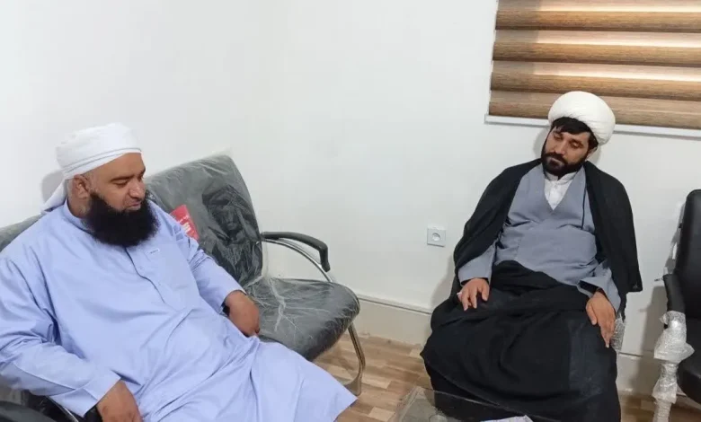 دیدار و گفت‌وگوی مسئول دفتر نمایندگی ولی فقیه در ناحیه گلشن با مولوی حافظ اسماعیل رئیسی از علمای اهل سنت