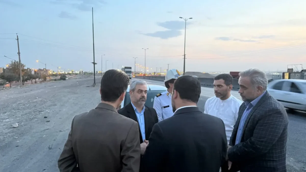 دادستان سمنان با صدور ضرب‌الاجل ۱۰ ساعته، رفع نقاط حادثه‌خیز محور «میدان امام حسن (ع) – پل جهادیه» سمنان را مطالبه کرد