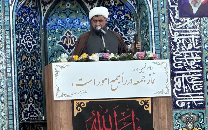 بصیرت فاطمی و اخلاص، سپر مقابله با خسران و فتنههاست بصیرت فاطمی و اخلاص، سپر مقابله با خسران و فتنههاست