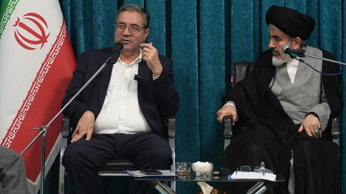 رحمانی:کتاب و کتابخوانی راهکار موثر برای مقابله با جنگ ترکیبی دشمن است