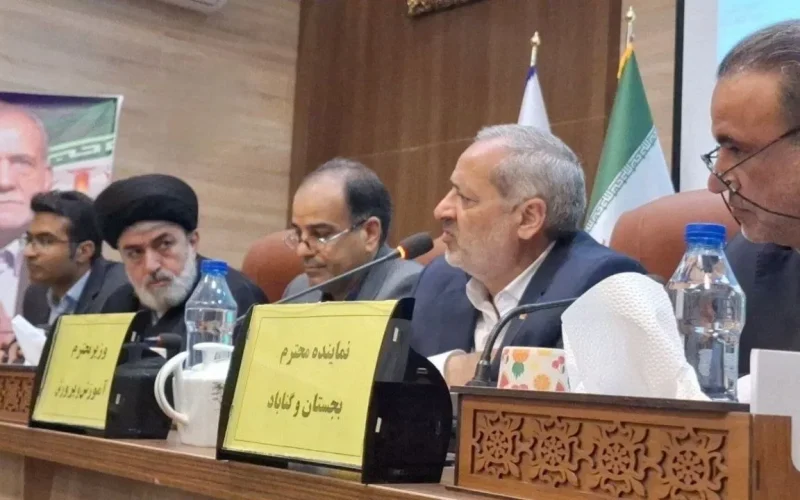 آموزش حضوری مدارس در اولویت است
