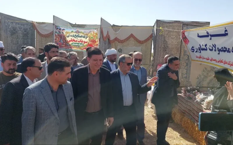 رونمایی از ماشین‌آلات دهياری‌های شهرستان قاینات با حضور معاون امور دهیاری‌های سازمان شهرداری‌ها و دهیاری‌های کشور
