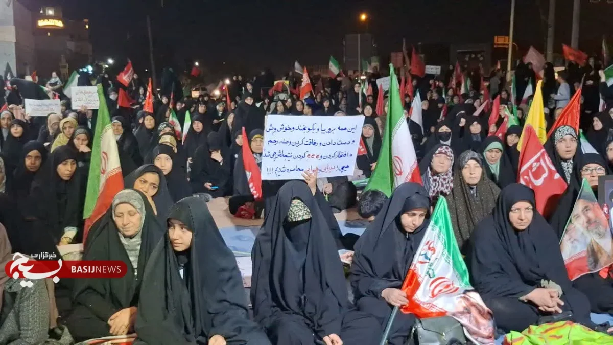 جهاد تبیین، مکمل ایستادگی مردم در میدان دفاع از ایران است