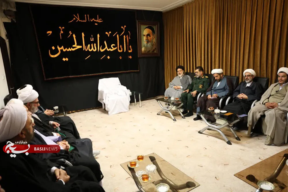 برگزاری جلسه مجمع نمایندگان طلاب و فضلای استان همدان در بیت آیت‌الله نوری همدانی