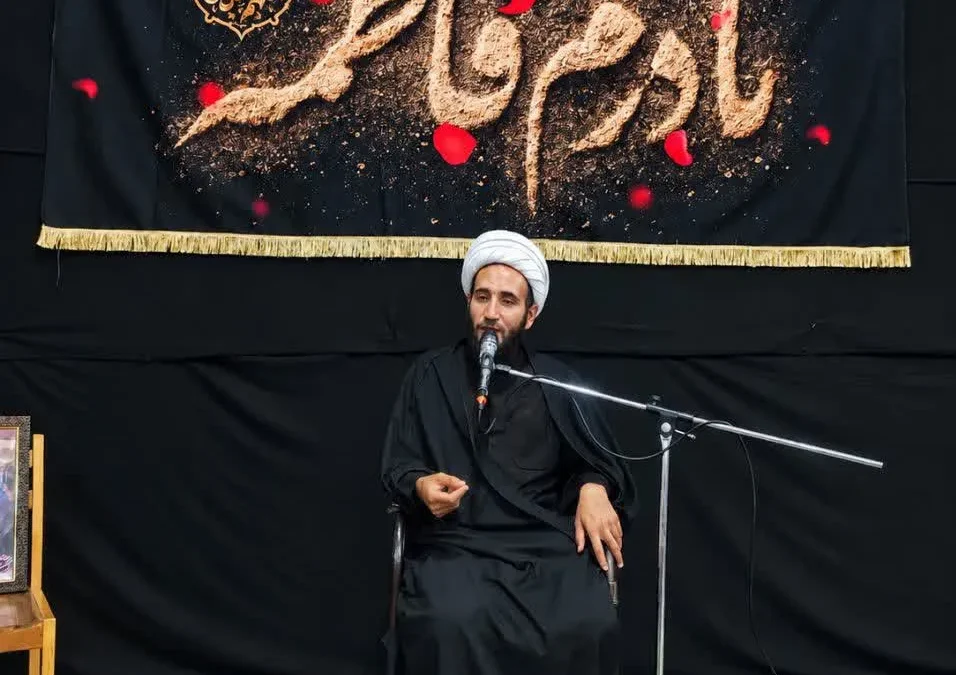 بصیرت فاطمی جامعه را بیمه می‌کند