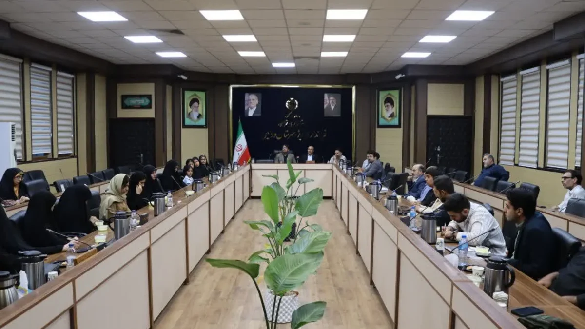 نخبگان علمی، ورزشی و اقتصادی سرمایه‌های ارزشمند کشور هستند.